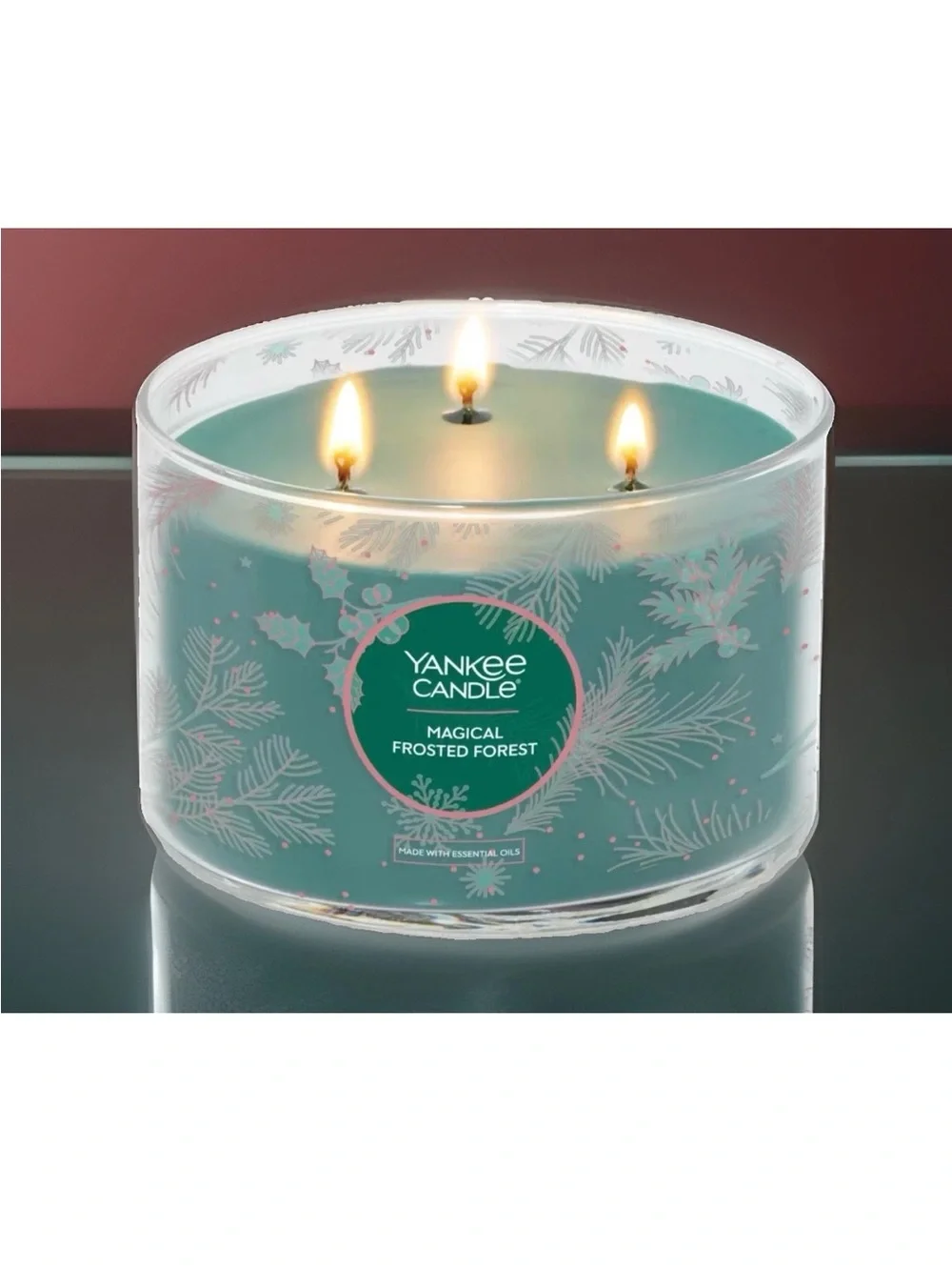 Yankee Candle 3-Wick Candle- Magical Frosted Forest (18 oz)
